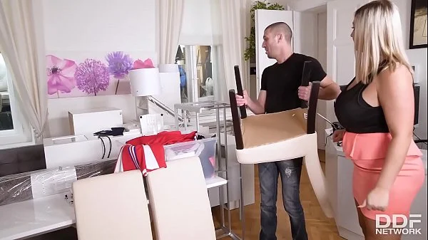 WEIHNACHTSSURUBA DER GESCHENKTEN