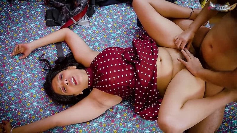 Große Brüste, heiße Desi-Milf, Schwiegermutter, Tante Bhabhi, indische Sari, Kamwali Malkin, Devor Hindi 🤤🍆💦 Video von Desi Hamster